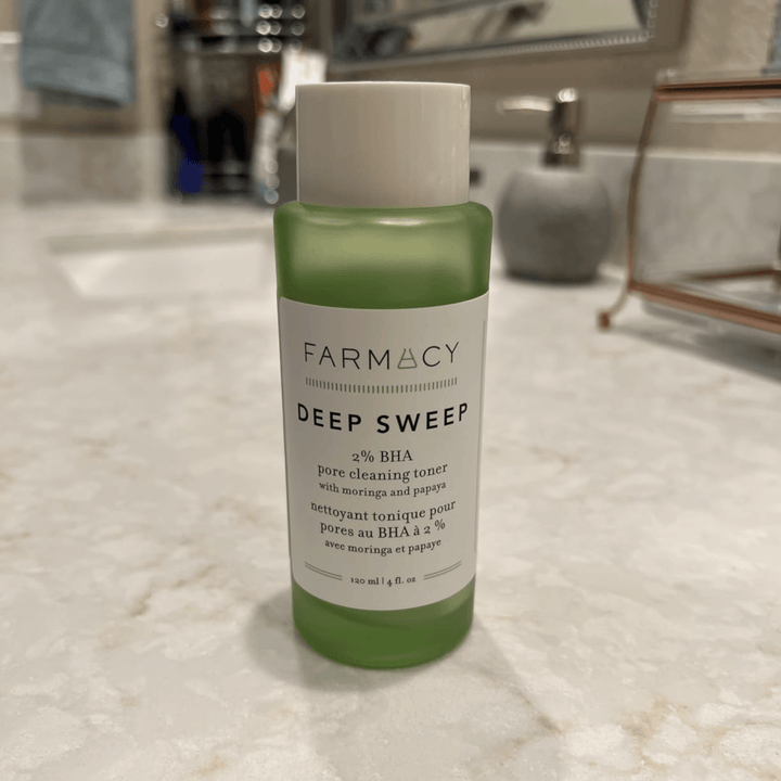 Review by Lara P