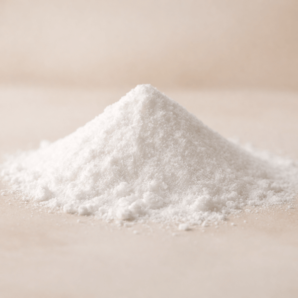 Niacinamide powder supporting brighter and more even looking skin tone by Olivine Beauty