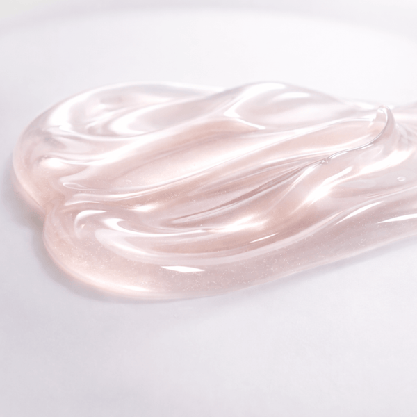 Smooth peptide complex serum texture representing firming and skin smoothing ingredient in EQQUAL BERRY NAD plus serum